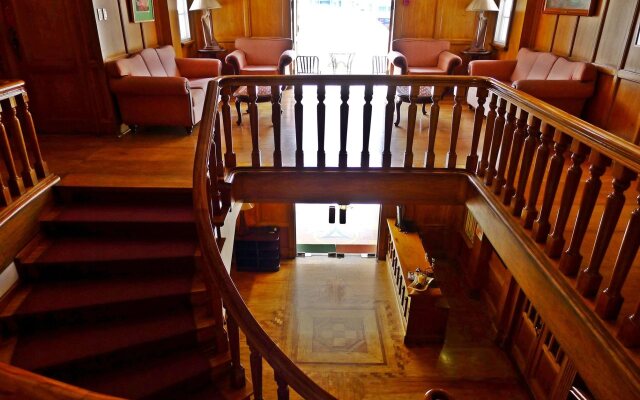 The Heritage Mansion