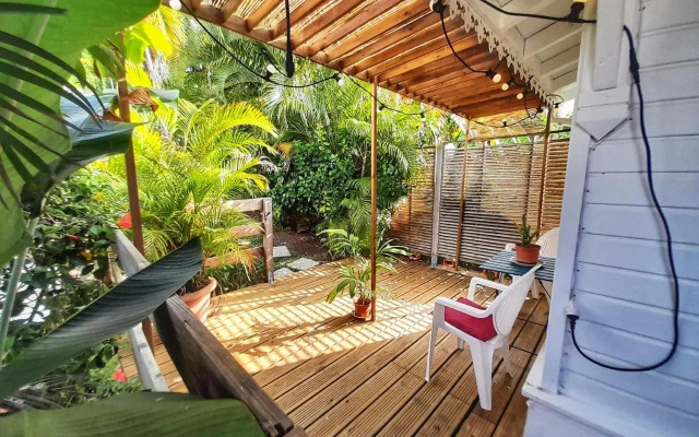 Studio Frangipani dans Villa Fleurs des Iles