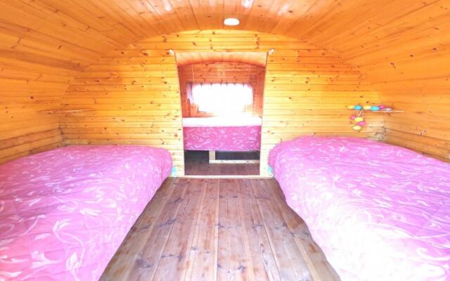 Distinctive Tiny House in Sarrians with Terrace