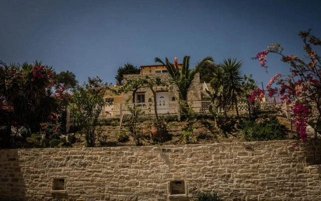 Bodikos Villas & Apartments