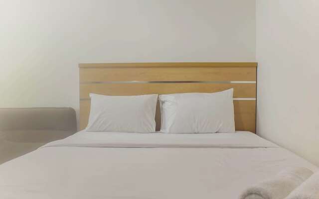 Comfy And Homey Studio Room At Grand Kamala Lagoon Apartment