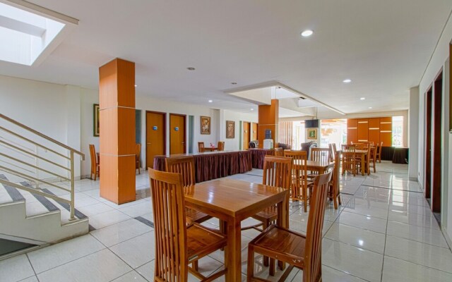 Prime Cailendra Hotel
