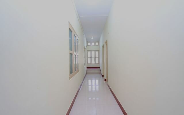 OYO 10193 Hotel MSR Comfort