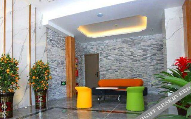 Holiday Inn Tuzhi (Xingtai Jianshe Street Yinghua Middle School)