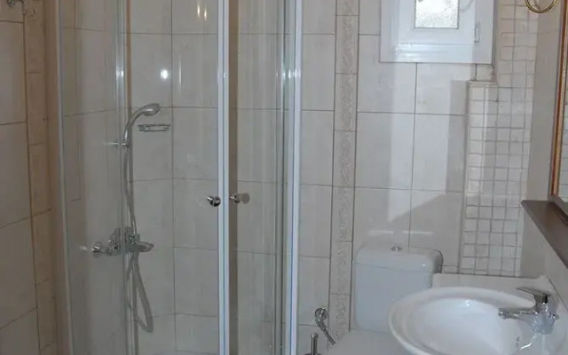 Kyknos De Luxe Suites