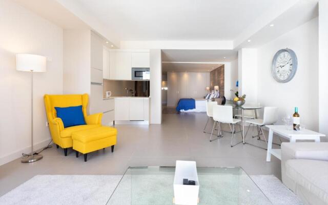 Rooms & Suites Loft 2H Deluxe Edition Arrecife