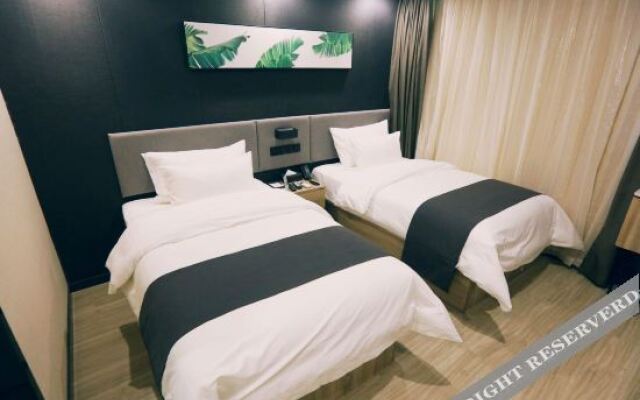 Tankup Kaifeng Gulou Hotel