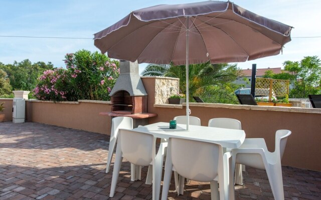 Enticing Apartment in Vir near Sea Beach