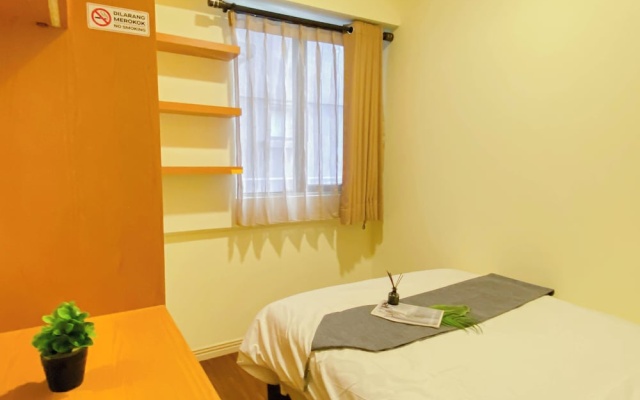 Homey And Roomy 3Br At Apartment Meikarta District 1 – Guest Rooms – Cibatu