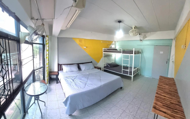 i-smile MeU2 Hostel – Guest Rooms – Chiang Mai