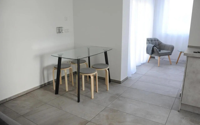 Kleine Studio-Wohnung, kontaktloser Check-in