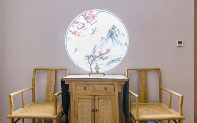 Minquan Dongfang Business Hotel