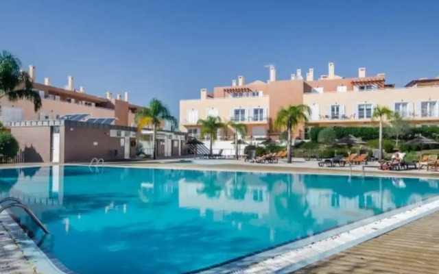 Cabanas Gardens Front Pool 1 Floor