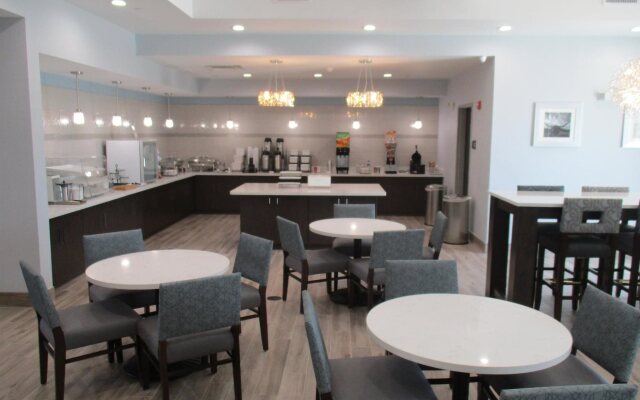 Best Western Plus Buda Austin Inn & Suites