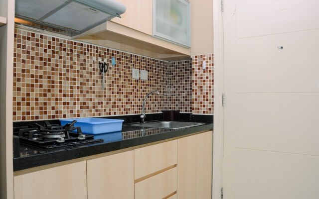 Cozy Living Studio at Cosmo Terrace Apartment