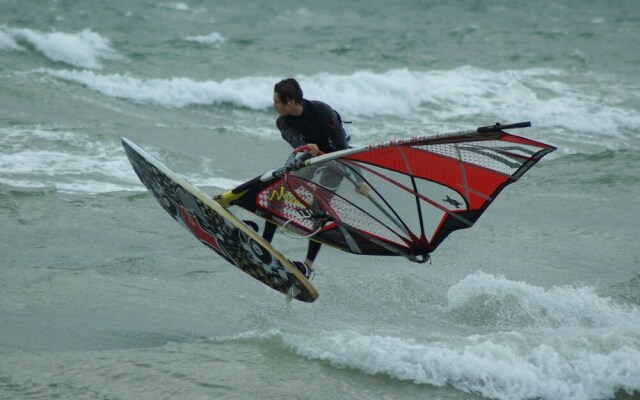 Sunny Apartment in Kühlungsborn near Sea Beach