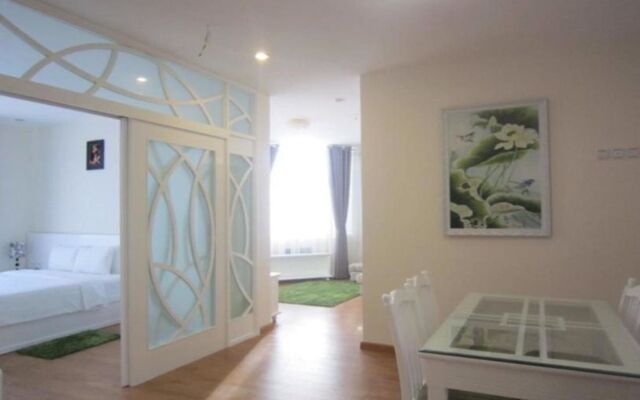 Queen Central Apartment Hotel