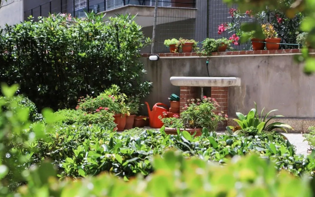 Appartamento Con Giardino A Mergellina