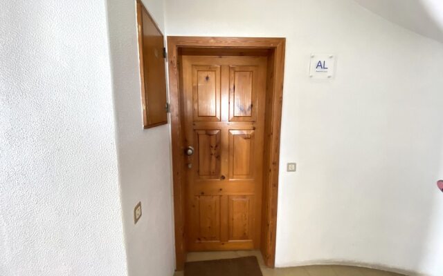 Albufeira Central 5 by Homing