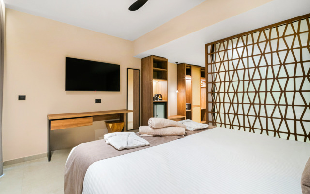 Harmony E Rock Hotel