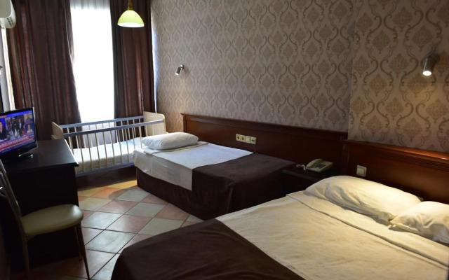 Temiz Otel