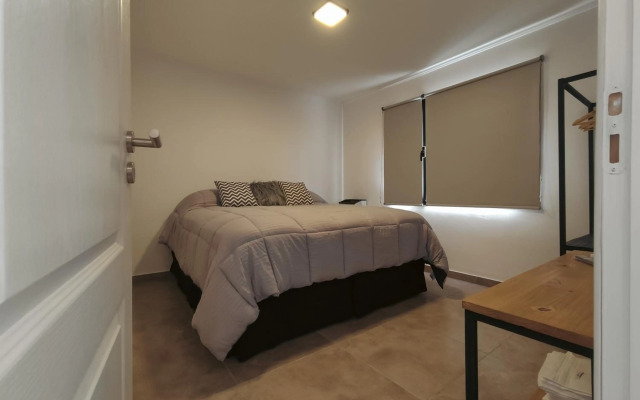 4 de Abril Dpto - by Me Nomad