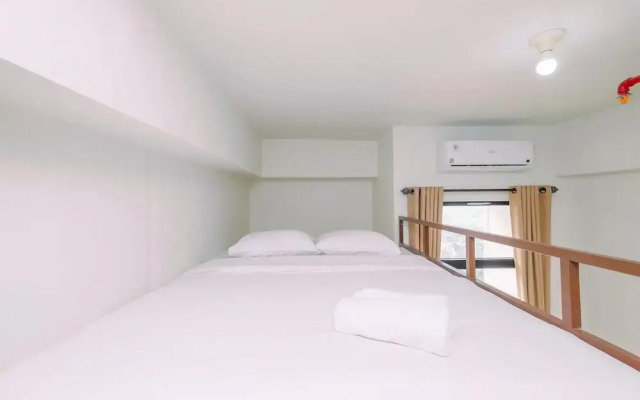 Strategic And Comfy Studio At Dave Apartment