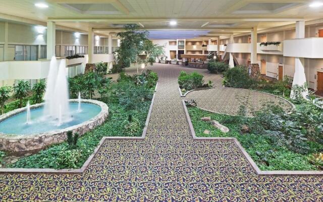 Holiday Inn Lubbock-Park Plaza