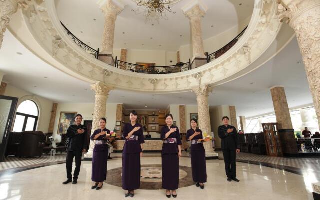 The GRAND PALACE Hotel - YOGYAKARTA