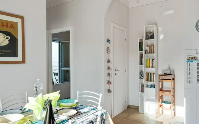 Amazing Holiday Home Near Pet-friendly Beach