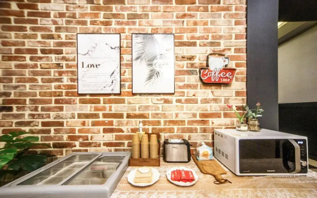 Jeonju Deokjindong MOMENT 708