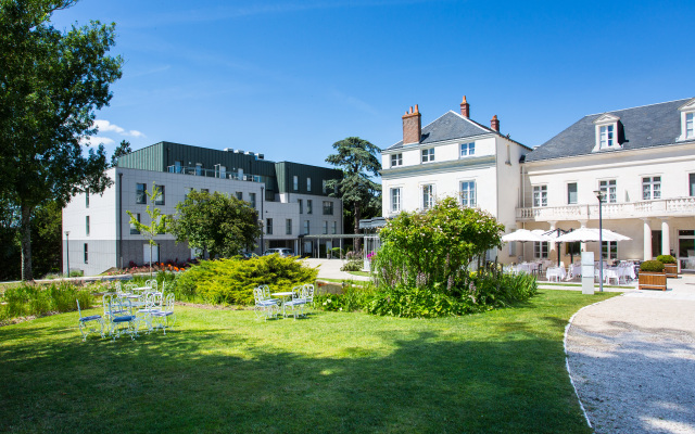 Chateau Belmont Tours by The Crest Collection (ex. Clarion Hotel Château Belmont Tours)