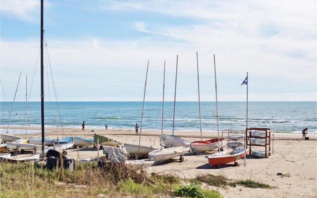 Stunning Home in Ardea With 4 Bedrooms and Wifi