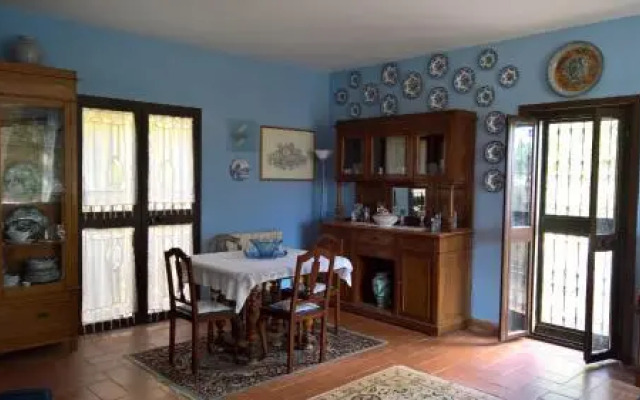 Hassin Cottage