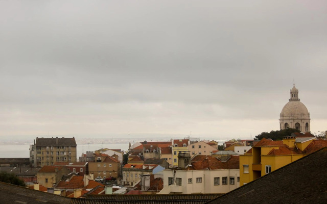 Enjoy Lisbon Graça 2