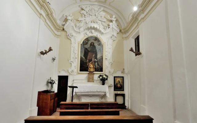 Villa in Montemaggiore With Private Pool