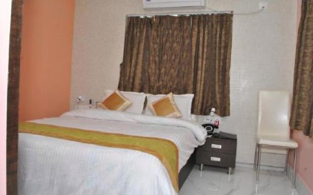 Hotel Geetanjali International