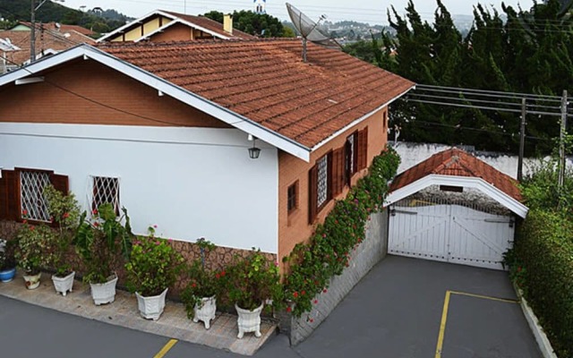 Pousada Helebastian