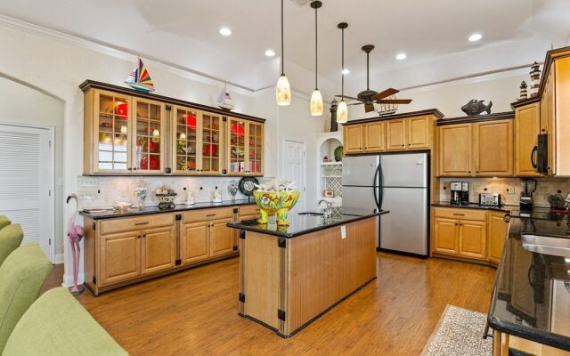 Little Pink - 2 Br Home