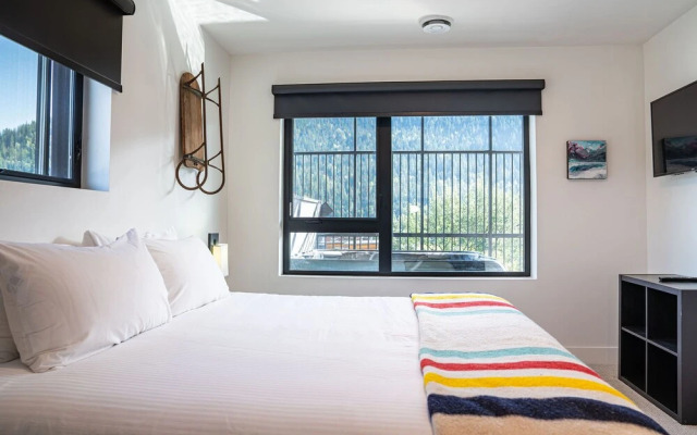 Fourteen Two by Revelstoke Vacations