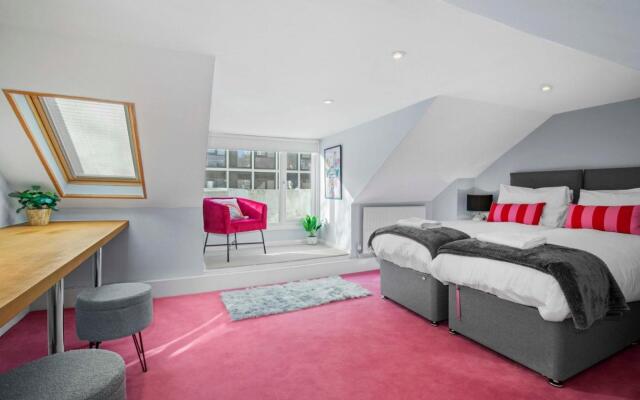 The Townhouse By My Getaways Free Parking