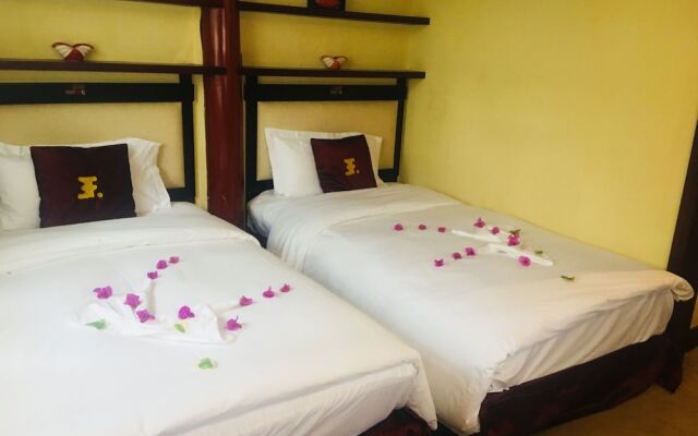 Lijiang Wangfu Hotel
