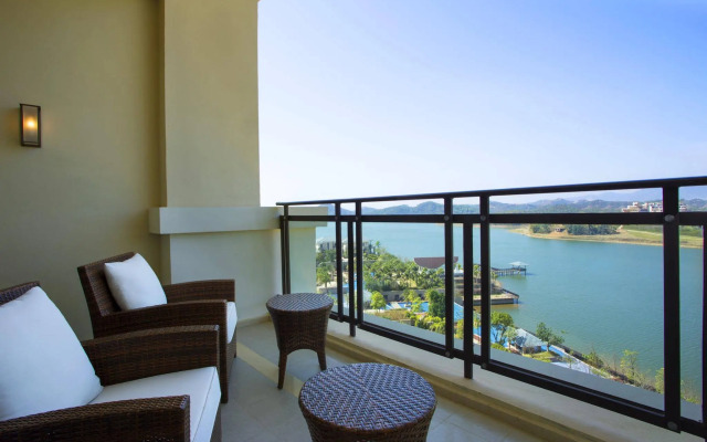 Sheraton Bailuhu Resort, Huizhou