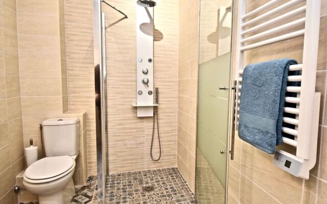 Riviera Standing Appartement La Couronne Premium, vue mer