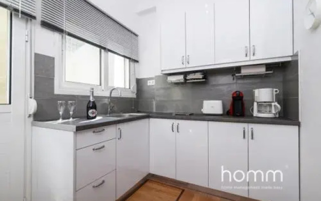 95m² homm Spectacular Flisvos Marina Sea View Flat