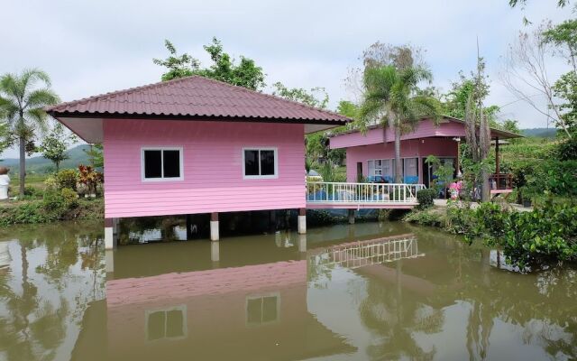 Baan Klang Nam Resort