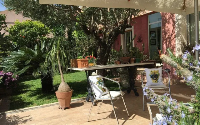 Hostel Taormina's Odyssey B