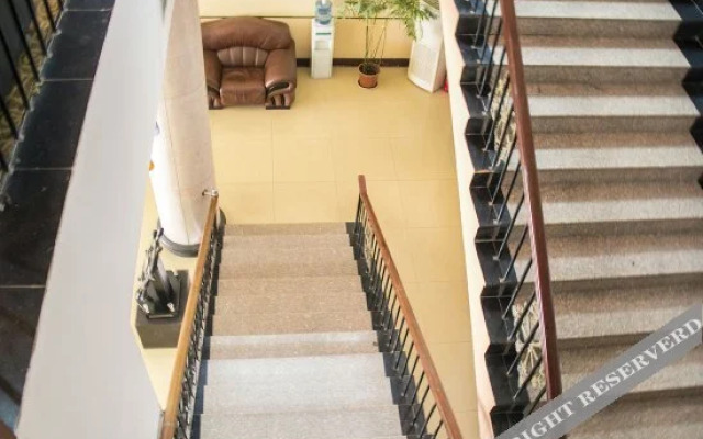 Yinxing Business Hotel