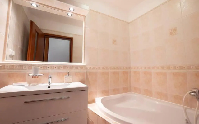 Excellent Large Lux Apartment Central Martin
