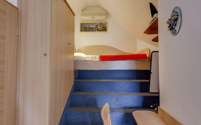 Rooms & Apartments Jana